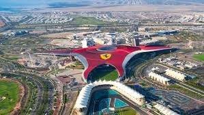ヤス島（Yas Island）の街並み